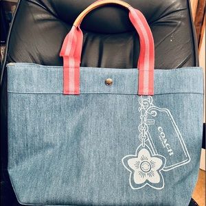 Coach tote NWOT